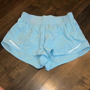 Lululemon high rise Hotty hot shorts